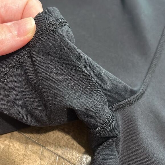 (3/$15) Joe Fresh fitted workout biker shorts size medium - Picture 13 of 13